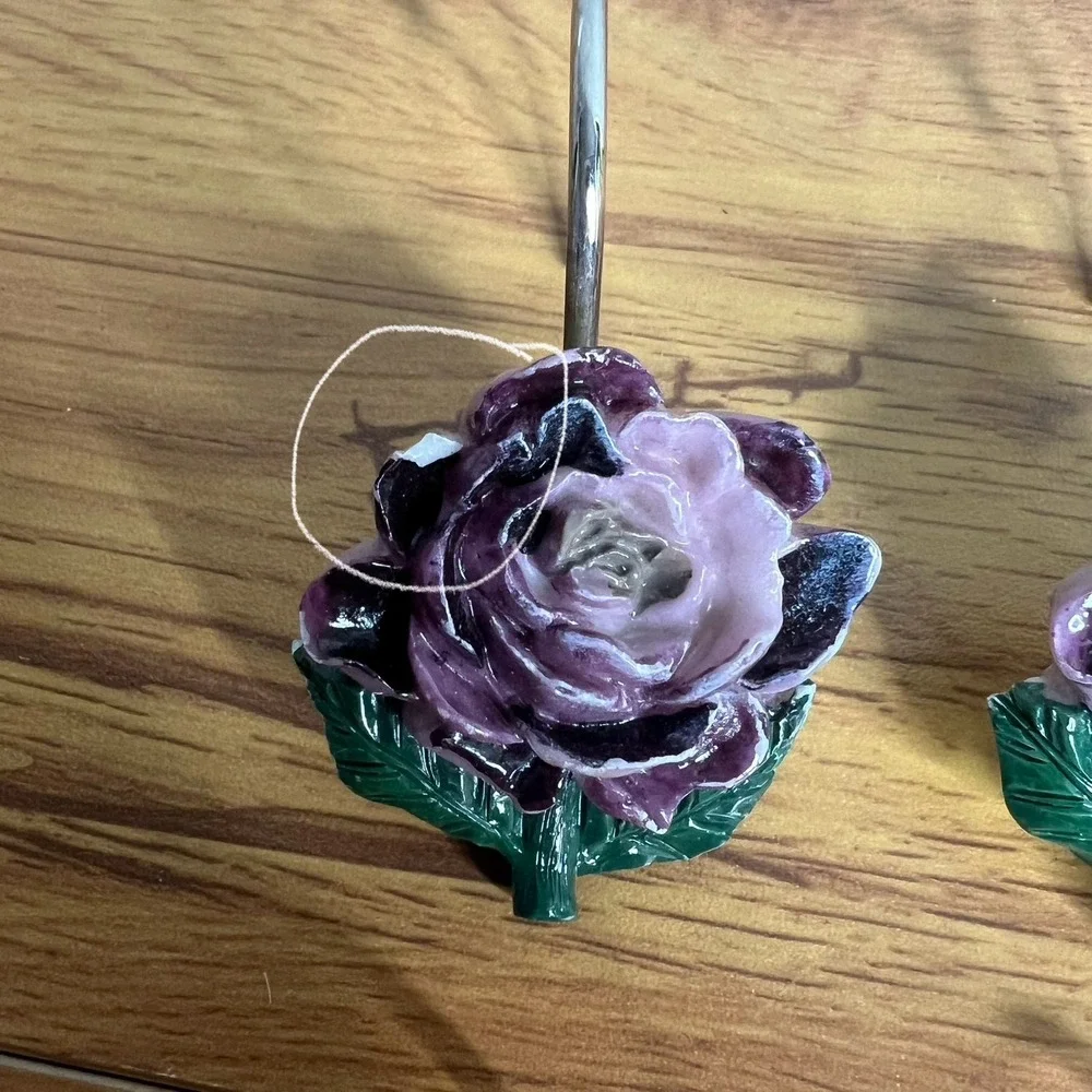 Vintage Bordeaux Floral Resin‎ Shower Hooks Set of 12 Purple Cottage Shabby Chic